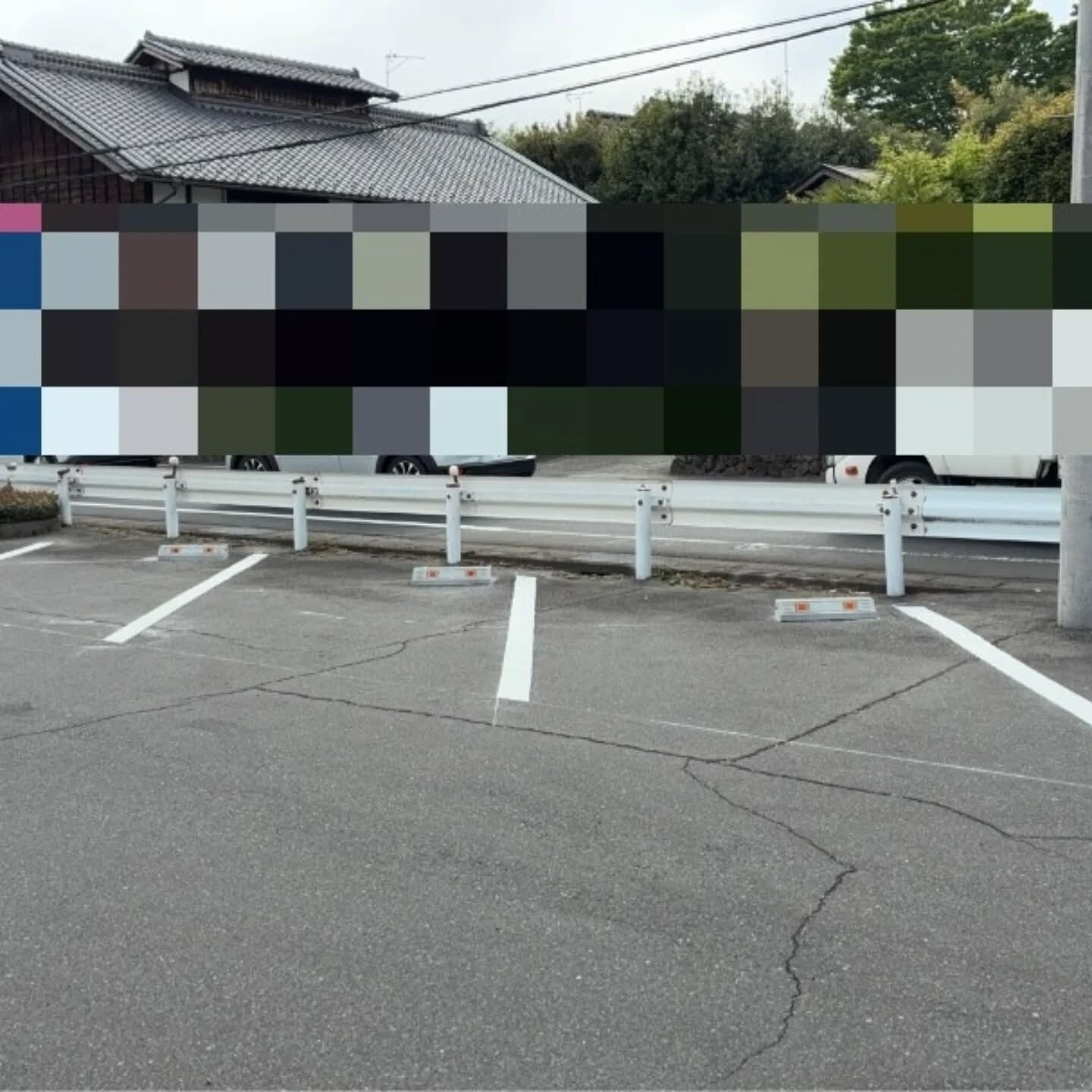 駐車場ライン引き　車止め　舗装補修工事
