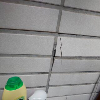 #エクステリア#群馬県#伊勢崎#高崎#前橋#玉村#コンクリート#擁壁#土留#ブロック#フェンス#駐車場土間#倉庫#何でも屋#縁#庭#造園#植栽#リフォーム#壁#屋根#修理#修繕#ヤス#図南フットサルクラブ高崎#玉庭#ハウスRIKI＃インターロッキング#アプローチ#外構#外構リフォーム