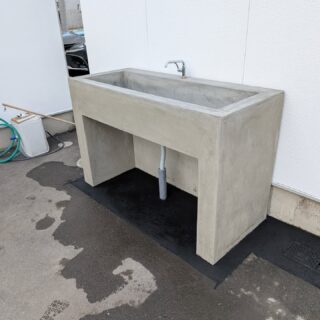 ＃縁#外構工事#群馬#前橋市#玉村町#伊勢崎市#高崎市#カーポート#建築確認申請#やる事やる#充実#図南高崎#ハウスリキ#土間#駐車場#コンクリート#擁壁#土留#ブロック工事#ブロック塀#エクステリア#植栽#人工芝#天然芝#レンガ#フェンス#門柱#砂利#除草#えにし